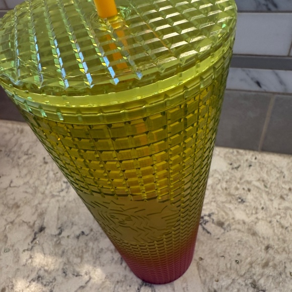 Starbucks 2022 Summer collection Venti 24 oz Cold Cup Tumbler yellow & pink‎ - Picture 6 of 7